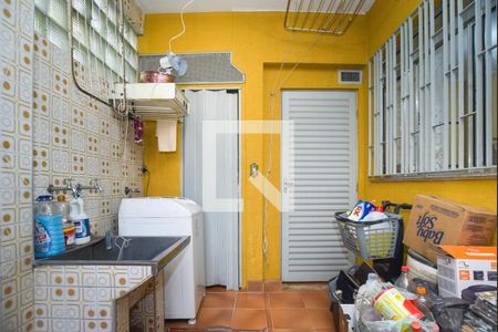 Casa à venda com 140m², 2 quartos e 2 vagas