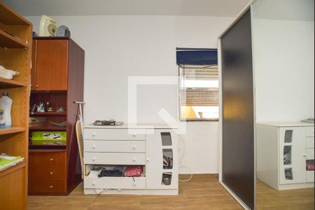 Casa à venda com 140m², 2 quartos e 2 vagas