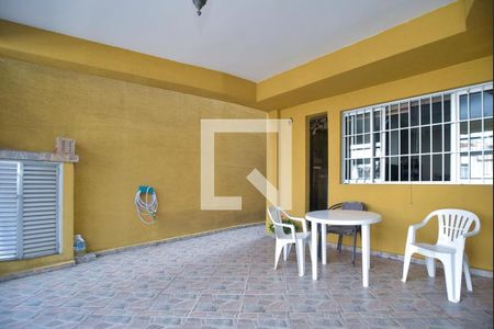 Casa à venda com 140m², 2 quartos e 2 vagas