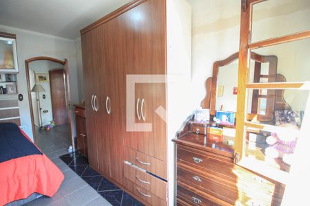 Casa à venda com 258m², 4 quartos e 4 vagas Casa à venda com 258m², 4 quartos e 4 vagasQuarto 1