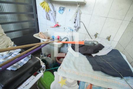 Casa à venda com 258m², 4 quartos e 4 vagas Casa à venda com 258m², 4 quartos e 4 vagasÁrea de Serviço