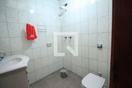 Casa à venda com 258m², 4 quartos e 4 vagas Casa à venda com 258m², 4 quartos e 4 vagasBanheiro 2