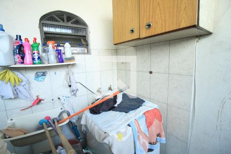 Casa à venda com 258m², 4 quartos e 4 vagas Casa à venda com 258m², 4 quartos e 4 vagasÁrea de Serviço