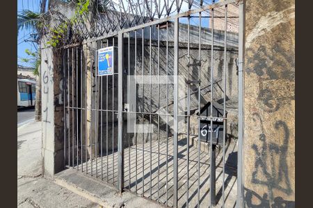 Casa para alugar com 60m², 2 quartos e sem vagaFachada