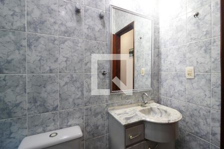 Casa à venda com 148m², 3 quartos e 2 vagas Casa à venda com 148m², 3 quartos e 2 vagasBanheiro