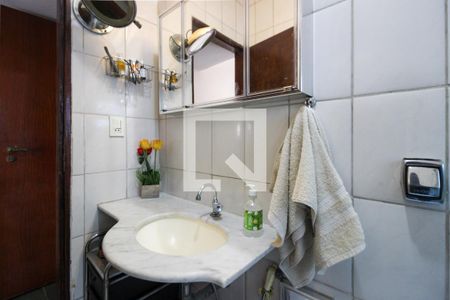 Casa à venda com 148m², 3 quartos e 2 vagas Casa à venda com 148m², 3 quartos e 2 vagasBanheiro da Suíte