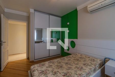 Apartamento à venda com 284m², 4 quartos e 4 vagas Apartamento à venda com 284m², 4 quartos e 4 vagasQuarto 1