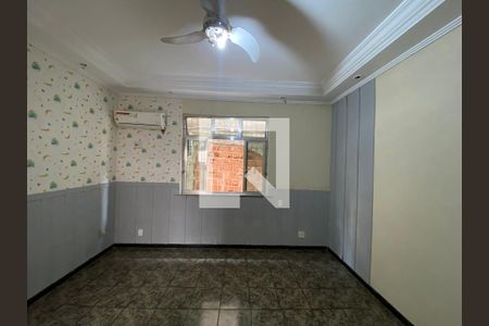 Apartamento à venda com 120m², 2 quartos e 2 vagas Apartamento à venda com 120m², 2 quartos e 2 vagasQuarto