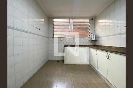 Apartamento à venda com 120m², 2 quartos e 2 vagas Apartamento à venda com 120m², 2 quartos e 2 vagasCozinha