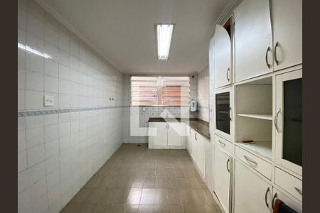 Apartamento à venda com 120m², 2 quartos e 2 vagas Apartamento à venda com 120m², 2 quartos e 2 vagasCozinha