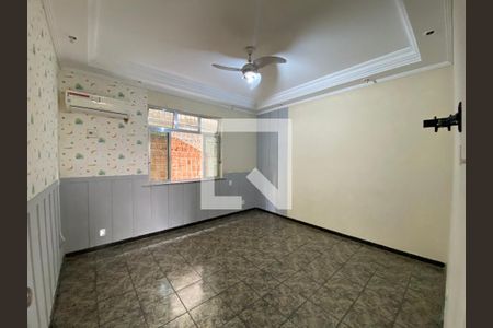 Apartamento à venda com 120m², 2 quartos e 2 vagas Apartamento à venda com 120m², 2 quartos e 2 vagasQuarto