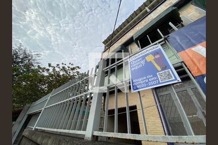 Apartamento à venda com 120m², 2 quartos e 2 vagas Apartamento à venda com 120m², 2 quartos e 2 vagasPlaca