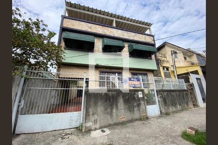 Apartamento à venda com 120m², 2 quartos e 2 vagas Apartamento à venda com 120m², 2 quartos e 2 vagasFachada