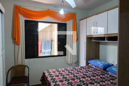 Casa à venda com 230m², 4 quartos e 2 vagas Casa à venda com 230m², 4 quartos e 2 vagasQuarto 3