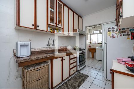 Apartamento à venda com 98m², 3 quartos e 2 vagas Apartamento à venda com 98m², 3 quartos e 2 vagasCozinha