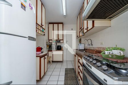 Apartamento à venda com 98m², 3 quartos e 2 vagas Apartamento à venda com 98m², 3 quartos e 2 vagasCozinha