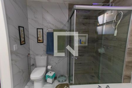 Casa à venda com 200m², 3 quartos e 4 vagas Casa à venda com 200m², 3 quartos e 4 vagasBanheiro da Suíte 1