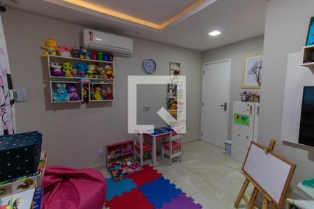 Casa à venda com 200m², 3 quartos e 4 vagas Casa à venda com 200m², 3 quartos e 4 vagasSuíte 2