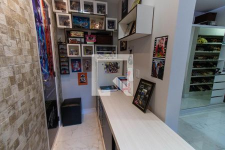 Casa à venda com 200m², 3 quartos e 4 vagas Casa à venda com 200m², 3 quartos e 4 vagasSuíte 1