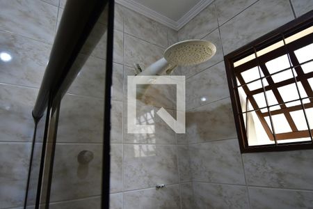 Casa à venda com 202m², 3 quartos e 4 vagasBanheiro