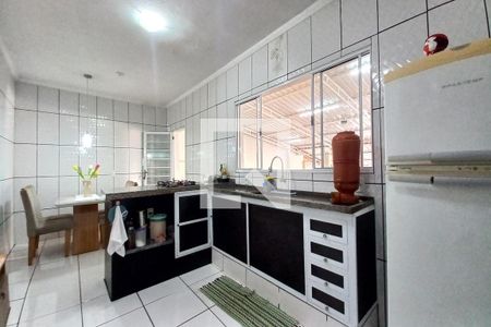 Casa à venda com 303m², 3 quartos e 5 vagasCozinha 