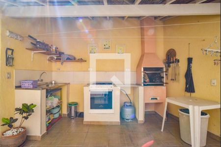 Casa à venda com 154m², 2 quartos e 2 vagas