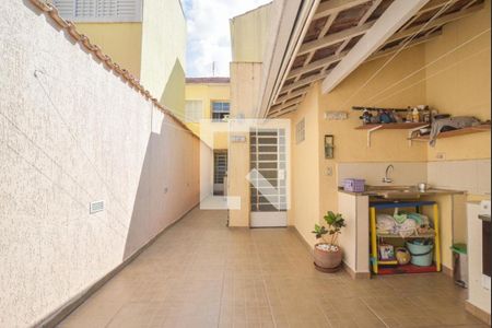 Casa à venda com 154m², 2 quartos e 2 vagas
