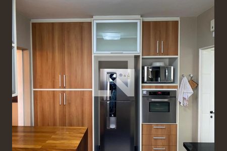 Apartamento à venda com 3 quartos, 250m² em Jardim Paulista, São Paulo