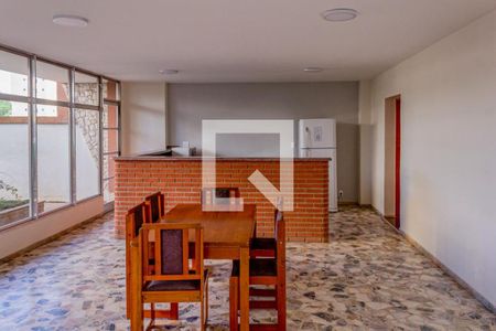 Apartamento à venda com 213m², 3 quartos e 2 vagas