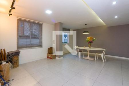 Apartamento à venda com 105m², 3 quartos e sem vaga