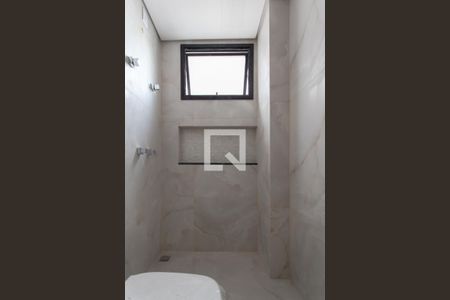 Apartamento à venda com 119m², 3 quartos e 2 vagas Apartamento à venda com 119m², 3 quartos e 2 vagasBanheiro da Suíte