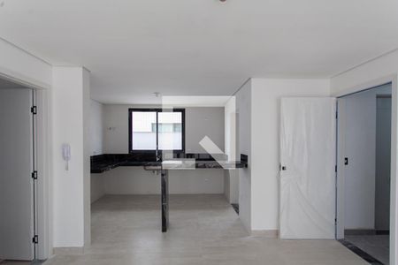 Apartamento à venda com 119m², 3 quartos e 2 vagas Apartamento à venda com 119m², 3 quartos e 2 vagasCozinha