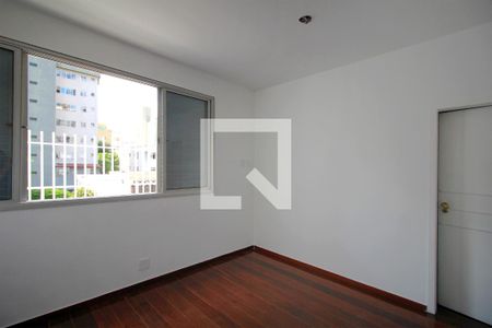 Apartamento à venda com 410m², 6 quartos e 2 vagasQuarto 2