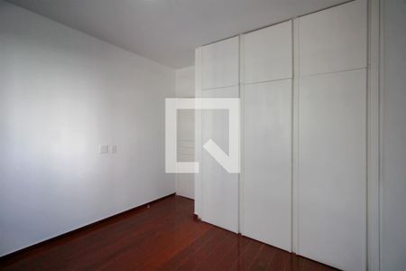 Apartamento à venda com 410m², 6 quartos e 2 vagasQuarto 4