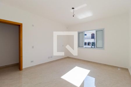 Casa para alugar com 200m², 3 quartos e 2 vagas Casa para alugar com 200m², 3 quartos e 2 vagasQuarto 3 - Suíte