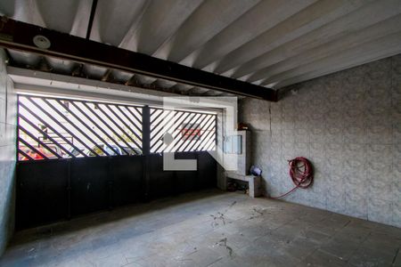 Casa à venda com 150m², 2 quartos e 2 vagas Casa à venda com 150m², 2 quartos e 2 vagasGaragem
