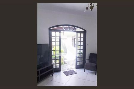 Casa à venda com 273m², 3 quartos e 4 vagas