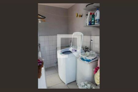 Casa à venda com 273m², 3 quartos e 4 vagas