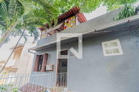 Casa à venda com 300m², 5 quartos e 3 vagasFachada