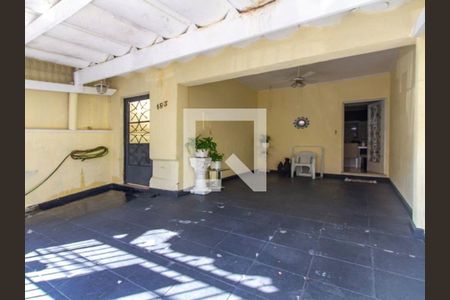 Casa à venda com 225m², 3 quartos e 2 vagas