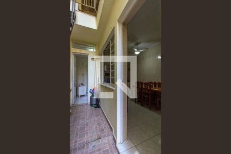 Casa à venda com 225m², 3 quartos e 2 vagas