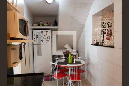 Casa à venda com 250m², 4 quartos e 2 vagas