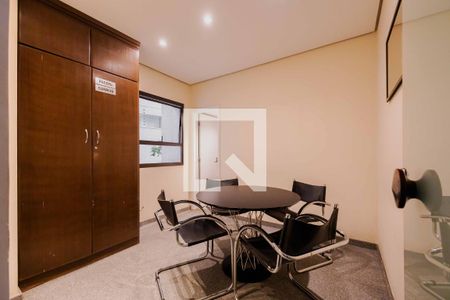 Apartamento à venda com 45m², 1 quarto e 1 vagaSala de Reunião