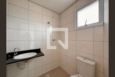 Apartamento à venda com 89m², 2 quartos e 1 vaga Apartamento à venda com 89m², 2 quartos e 1 vagaBanheiro