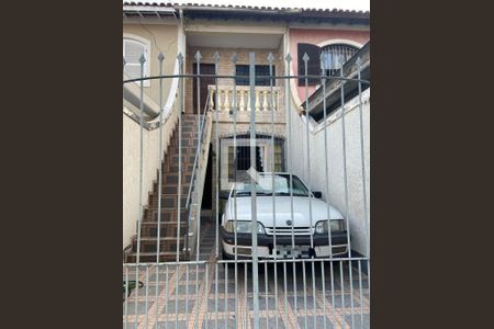 Casa à venda com 116m², 4 quartos e 1 vaga