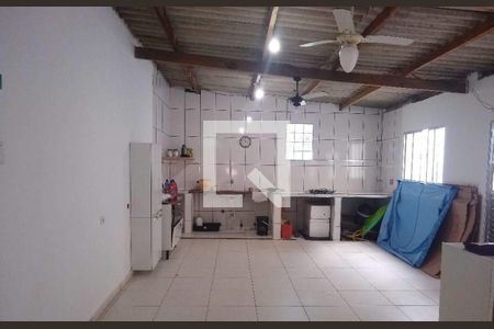 Casa à venda com 120m², 2 quartos e 2 vagas
