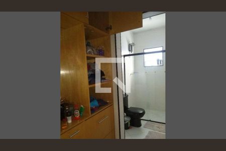Casa à venda com 120m², 2 quartos e 2 vagas