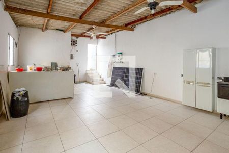 Casa à venda com 120m², 2 quartos e 2 vagas