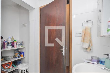 Casa à venda com 180m², 3 quartos e 2 vagas