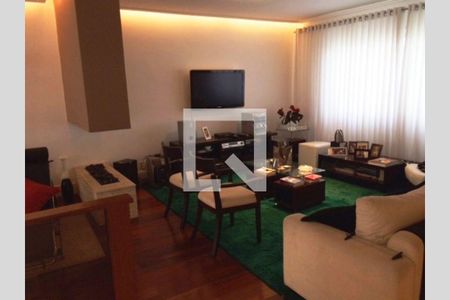 Casa à venda com 450m², 3 quartos e 5 vagas